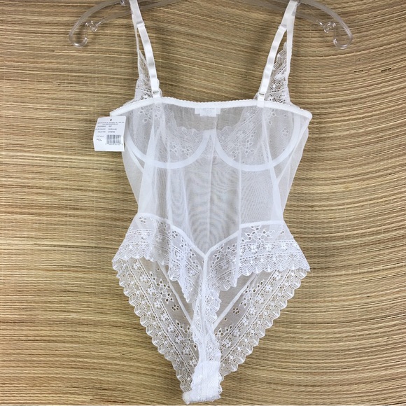 ARIANNE LINGERIE NWT CATHERINE COLLECTION SOFT CUP BODYSUIT IN WHITE Size M / L - Picture 5 of 11